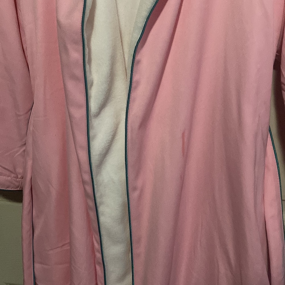 Truly Beauty Luxury Robe - Picture 7 of 8